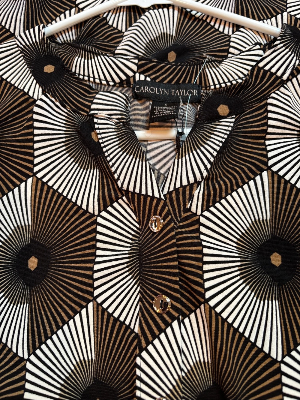 Carolyn Taylor Brown, White & Black Geometric Tunic Blouse - Picture 8 of 8